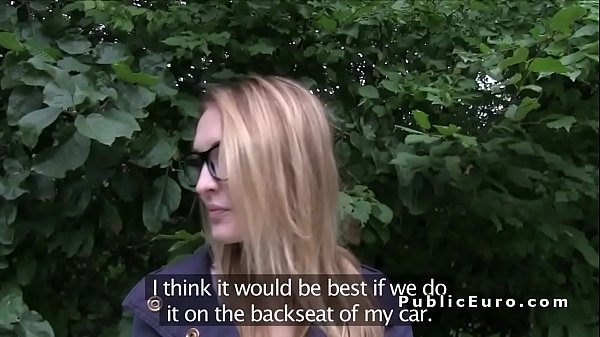 Blonde amateur bangs agent in public