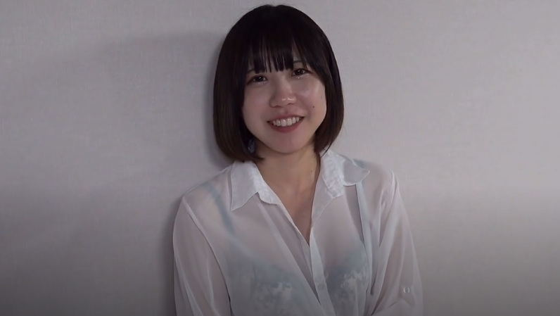 [노모][FC2PPV 4737106] 미소가 너무 예쁜 아가씨가 자지를 빨아주니 정신 나갈것 같아